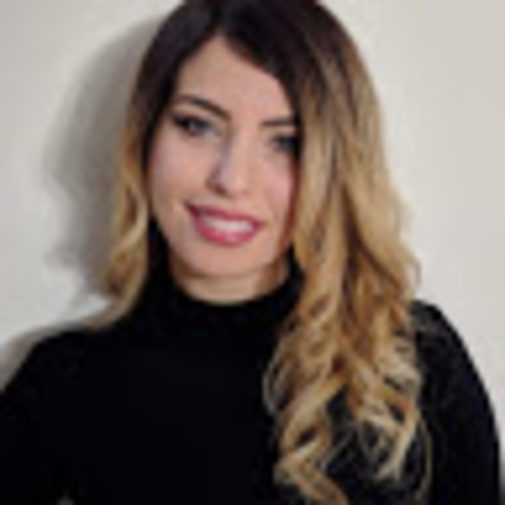 Meet your Posher, Carla